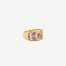 Load image into Gallery viewer, Ani Bague 4 Blush, or jaune 18 carats, saphirs, diamants blancs, spinelle, profil