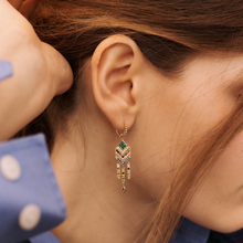 Cargar imagen en el visor de la Galería, Ani Boucles d'oreilles 2 Verte porté 1