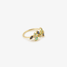 Load image into Gallery viewer, Bague camélia or saphirs bleu emeraude verte sophie d'agon profil