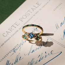 Load image into Gallery viewer, Bague Nymphéa 3 Bleue , or jaune , saphir bleu , diamants , émeraudes,