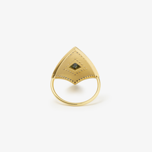 Load image into Gallery viewer, Ginger bague 3 forêt, émail, saphirs, diamants salt & pepper, dos