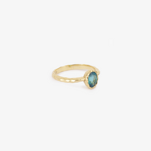 Load image into Gallery viewer, Solitaire Le Grand Bleu, or jaune 18 carats, tourmaline, profil
