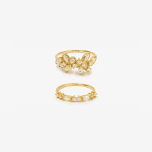 Load image into Gallery viewer, Camélia bague 1 diamant or jaune, diamants face Gaia bague 2 diamant or jaune, diamants blancs, face
