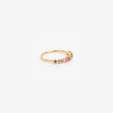 Load image into Gallery viewer, Gaia Bague 2 Rouge avec saphir rose, émeraude et rubis profil

