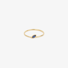Load image into Gallery viewer, Bague Georgia 1 bleue or jaune et saphir bleu marine face
