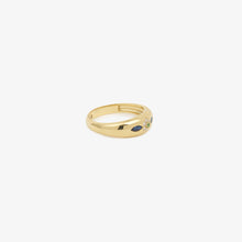 Load image into Gallery viewer, Miniflower Ring blue sapphire salt and pepper diamond emerald Sophie d'Agon profil
