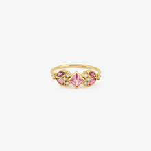 Load image into Gallery viewer, Bague Nymphéa 3 Rose, or jaune recyclé , saphir rose, diamants, face
