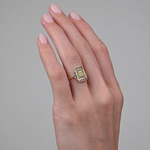 Load and play video in Gallery viewer, Paloma Ring 2–Purple
