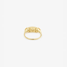 Load image into Gallery viewer, Bague Ava 2 jaune or jaune, émail noir, saphirs jaunes, diamants noirs et champagne dos
