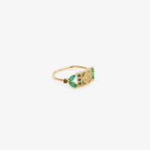 Load image into Gallery viewer, Bague Ava 2 verte or jaune, émeraudes, saphirs jaunes et diamants noirs profil

