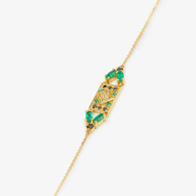 Load image into Gallery viewer, Bracelet or jaune recyclé emeraude diamants noirs Sophie d'Agon profil
